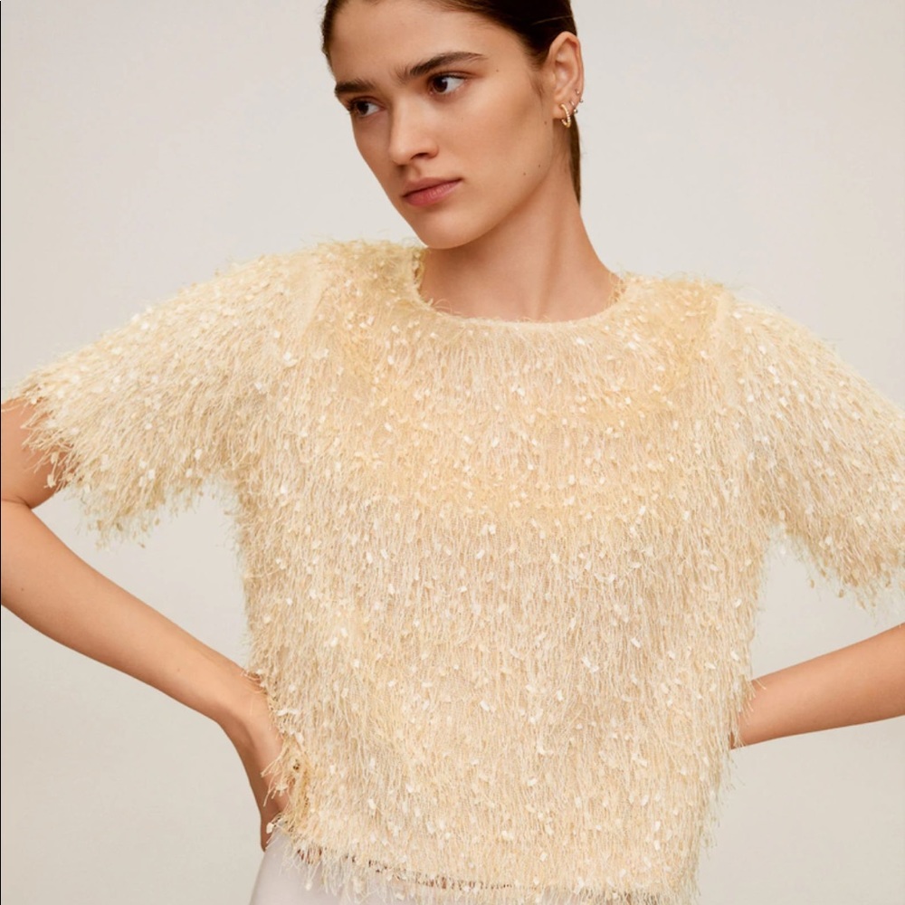 NWT Mango Fuzzy Top